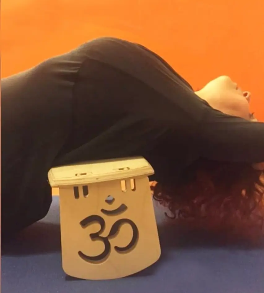 Yoga taburesi