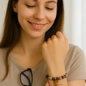BRACELET RHODONITE &  OEIL DE TIGRE AVEC CROIX SCULPTEE